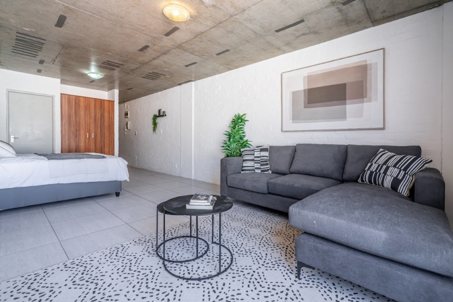1 Bedroom Property for Sale in Woodstock Western Cape